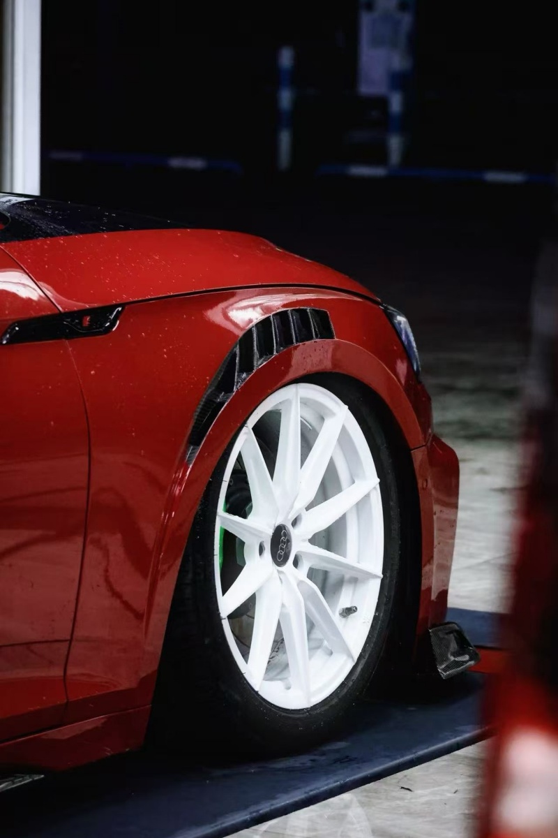 奥迪A5 Sportback 升级AIRBFT气动避震 低趴姿态案例